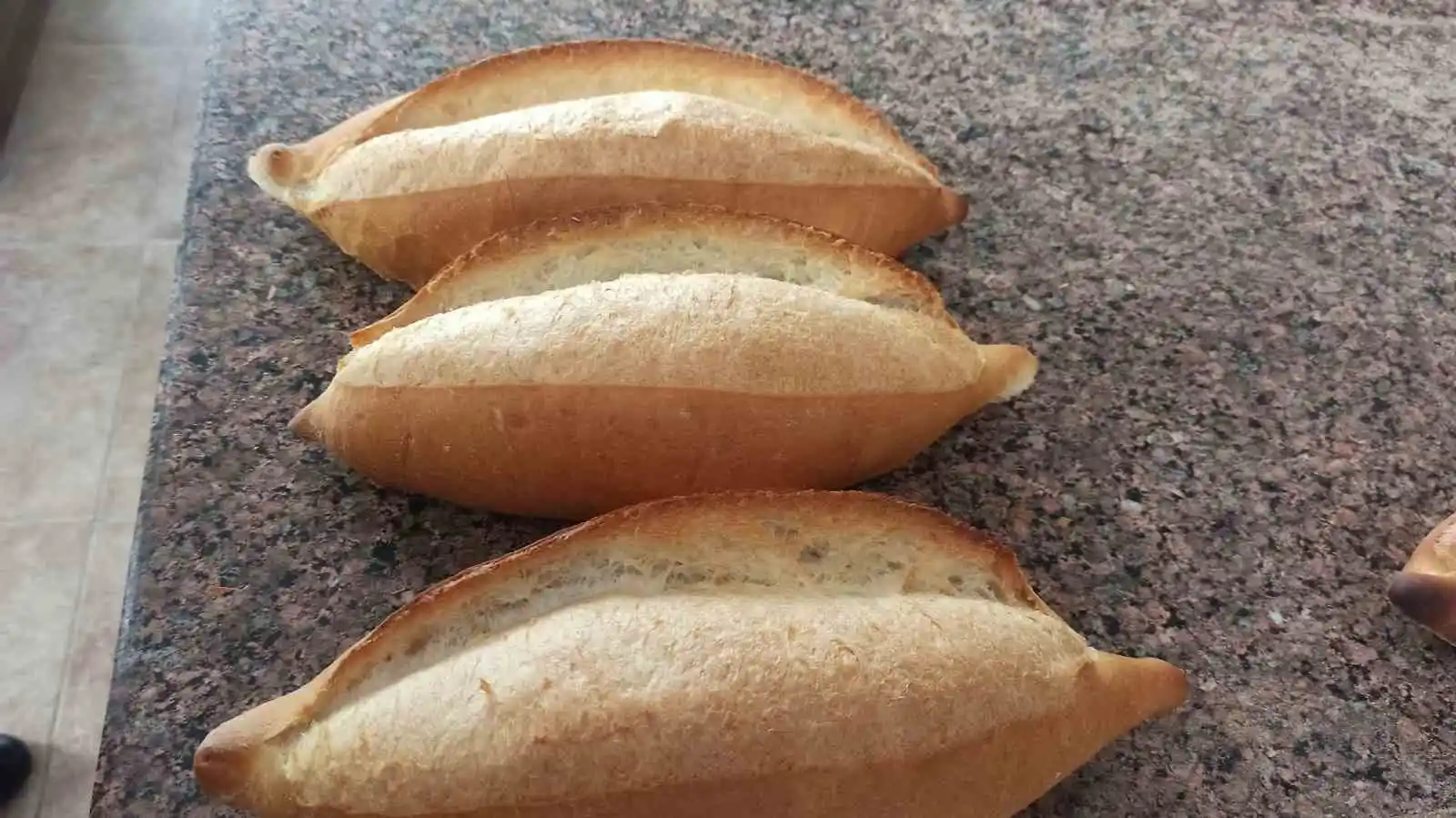 Bafra’da ekmek 5 lira oldu
