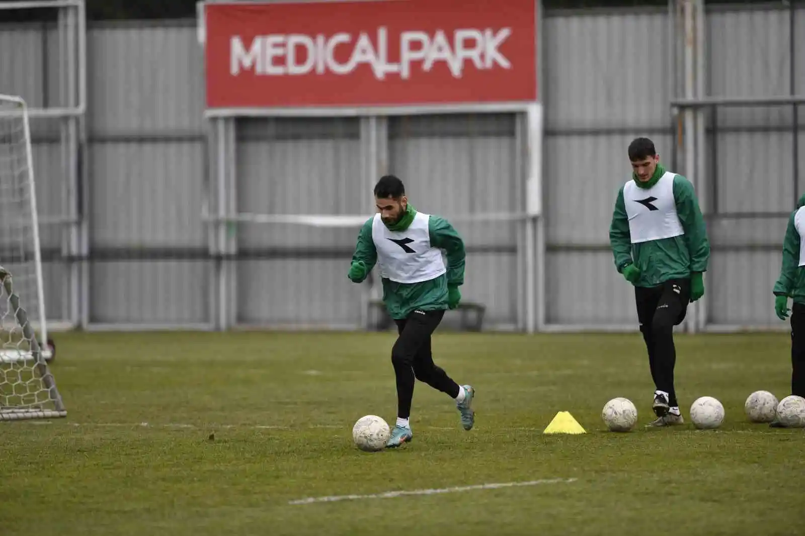 Bursaspor 5’e 2 pas pres çalıştı
