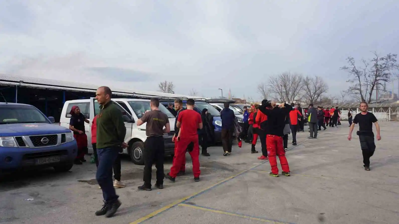 Deprem bölgesindeki çalışmalarını tamamlayan Bosna Hersek ekibi ülkesine döndü
