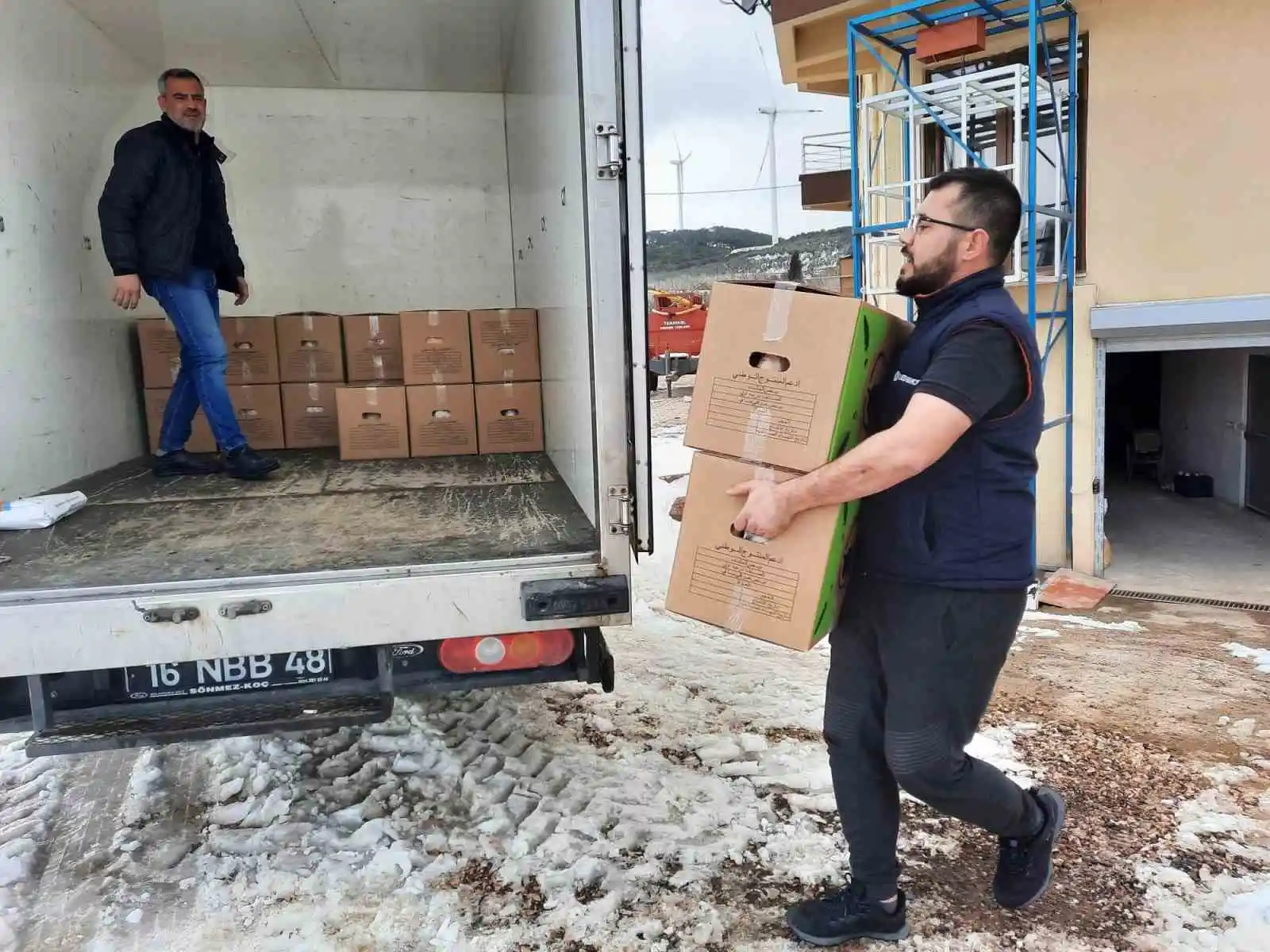 Deprem bölgesine ekmek seferberliği
