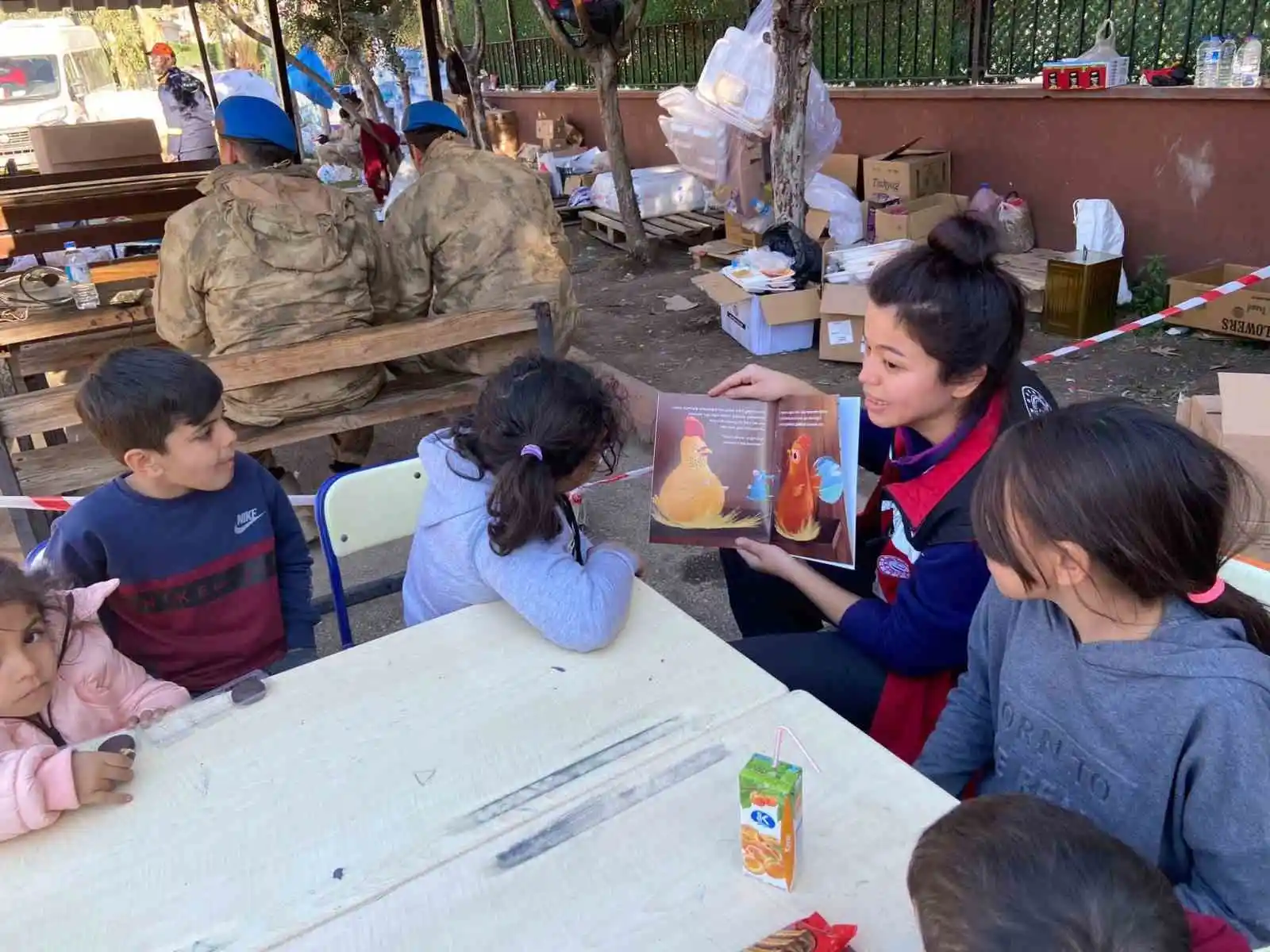 Depremzede çocuklara Muğla’dan giden ekipler psikososyal destek sağlıyor
