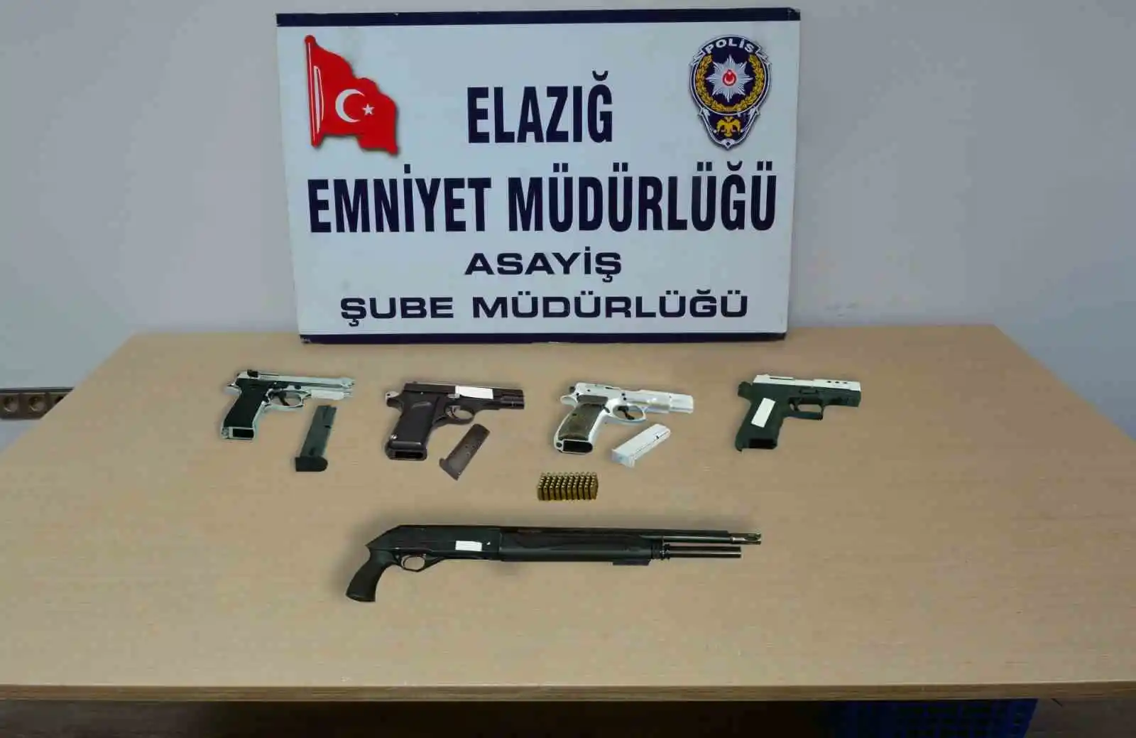 Elazığ'da asayiş ve şok uygulaması: 21 kişi tutuklandı
