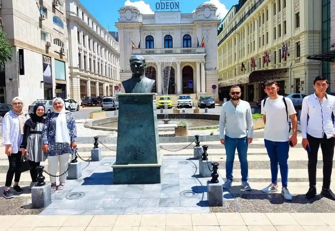 Emet Mesleki ve Teknik Anadolu Lisesi öğrencileri Romanya’da staj yaptı
