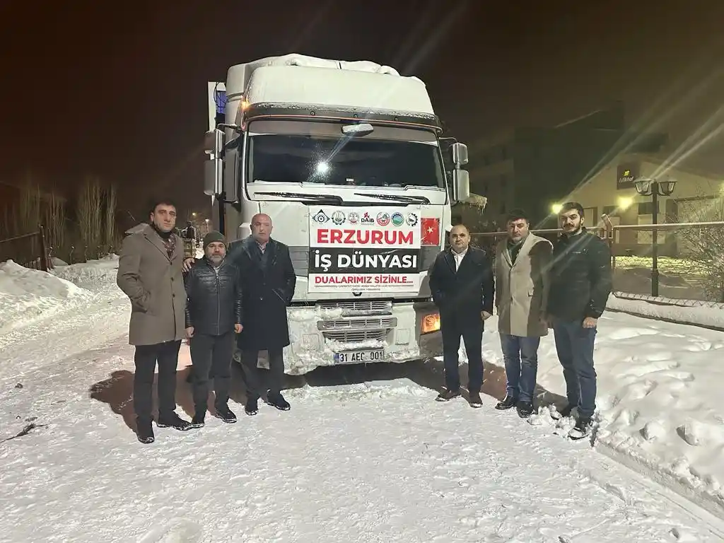 Erzurum iş dünyasının ilk yardım tırı Malatya'ya uğurlandı
