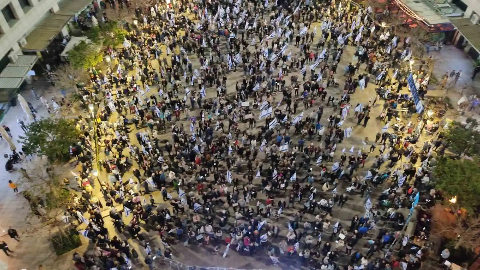 İsrail’de hükümet protestoları sürüyor
