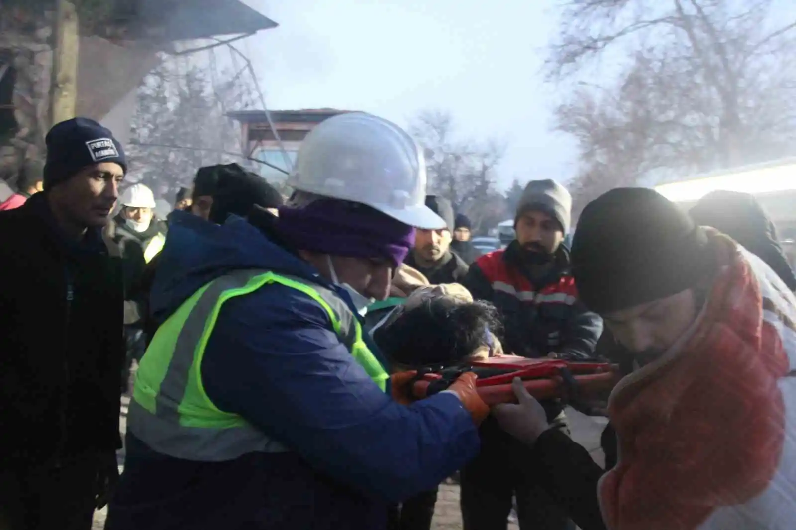Kahramanmaraş’tan 51 saat sonra güzel haber: 20 yaşındaki Melisa kurtarıldı
