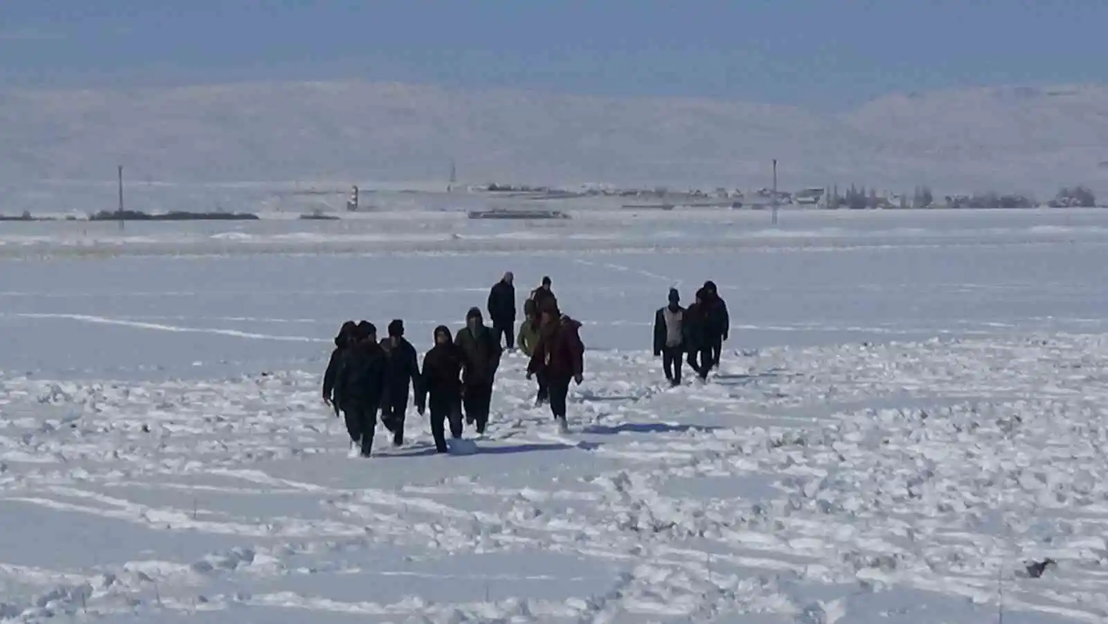 Kars’ta 53 düzensiz göçmen yakalandı
