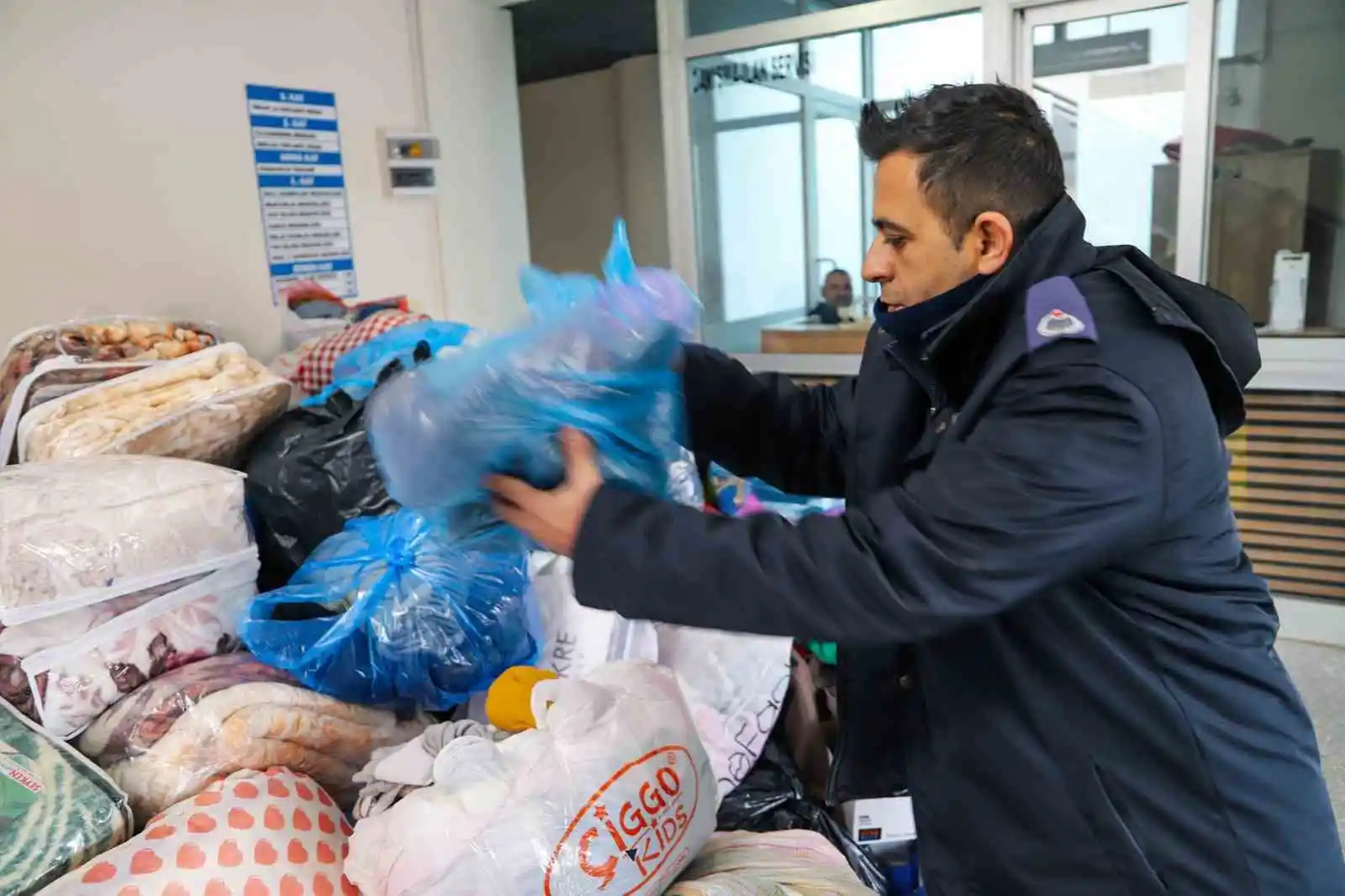 Köşk Belediyesi, depremzedeler için yardım kampanyası başlattı
