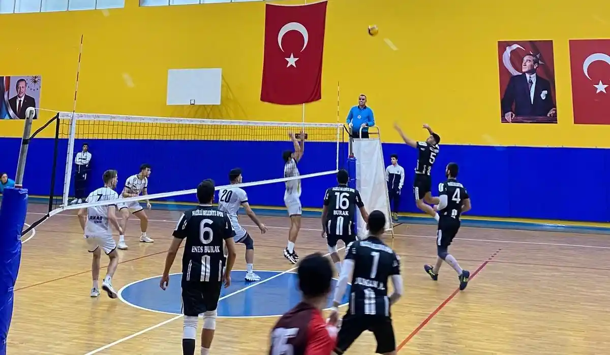 Nazilli Belediyespor Voleybol Takımı Arkasspor’u 3-0 mağlup etti
