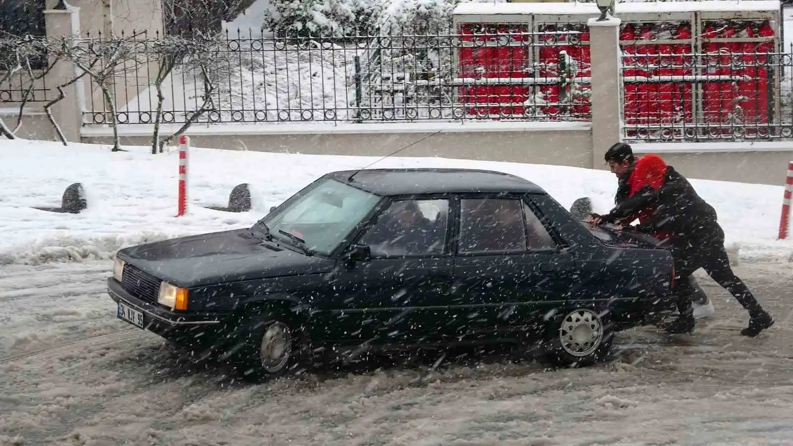 Ordu’da kar güzelliği: Boztepe beyaz gelinliğini giydi
