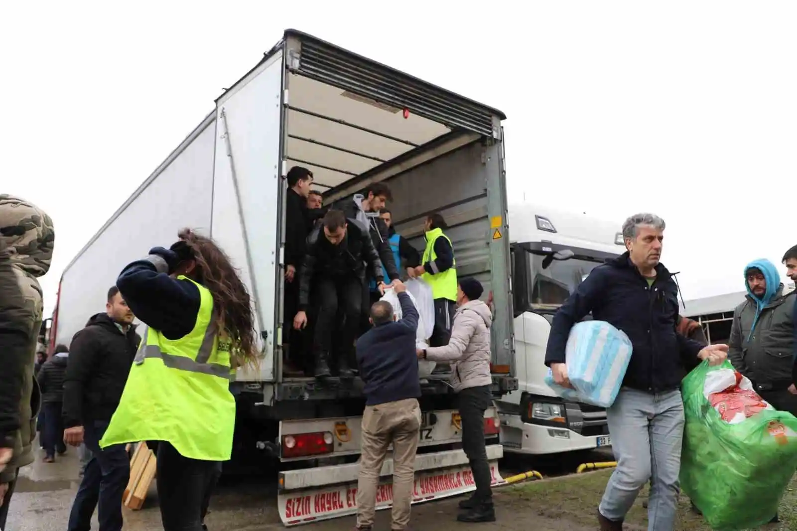 Sakarya Büyükşehir’in yardımları binlere ulaştı
