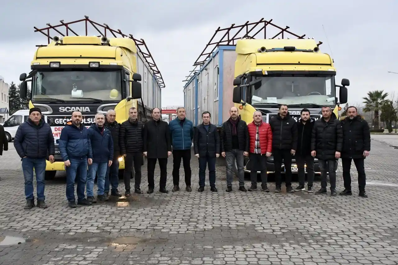 Samsun’daki AFAD konteynerleri deprem bölgesine sevk ediliyor
