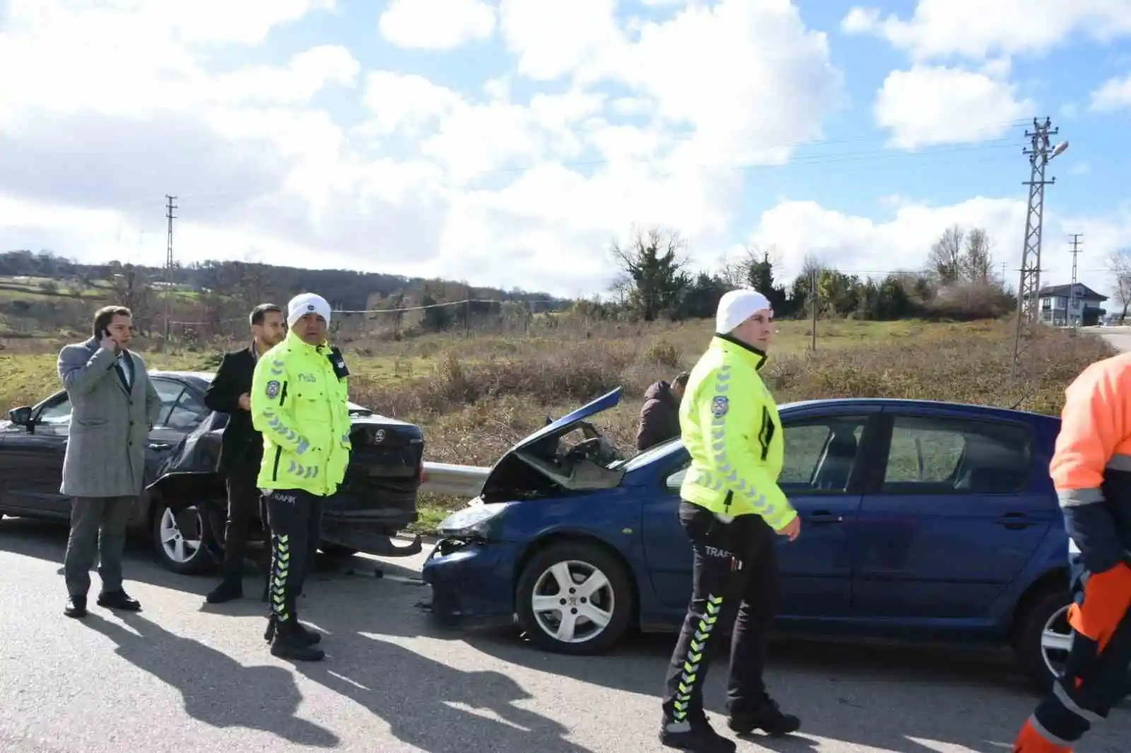 Sinop'ta trafik kazası: 2 yaralı
