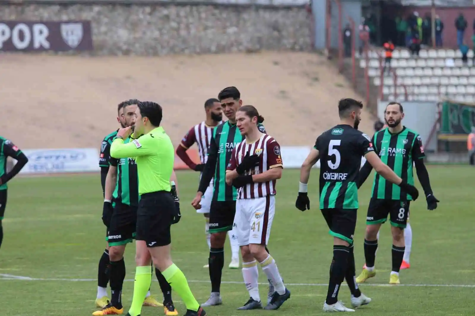 Spor Toto 1. Lig: Bandırmaspor: 1 - Denizlispor: 4
