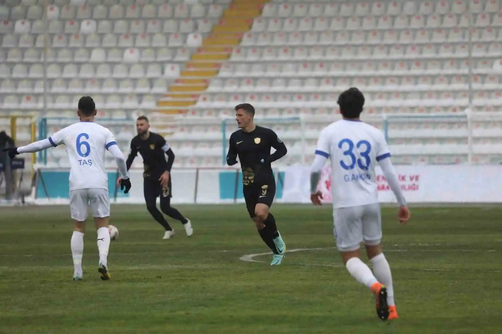 Spor Toto 1. Lig: Erzurumspor FK: 1 - Tuzlaspor: 2
