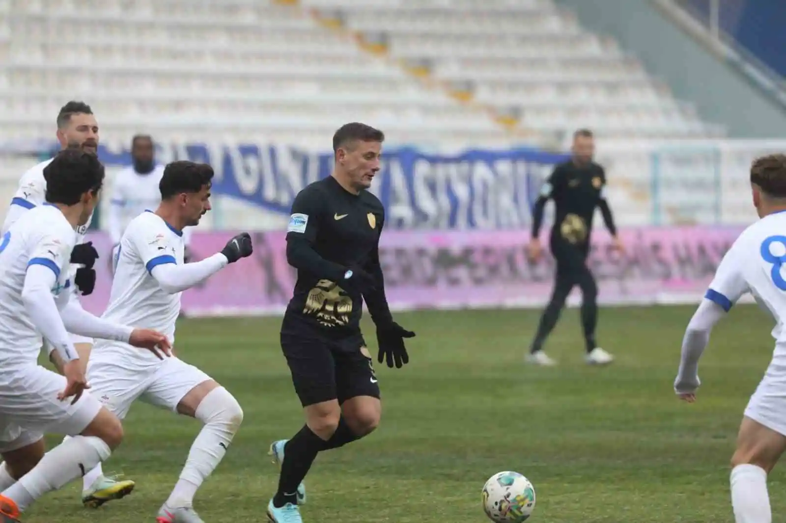 Spor Toto 1. Lig: Erzurumspor FK: 1 - Tuzlaspor: 2
