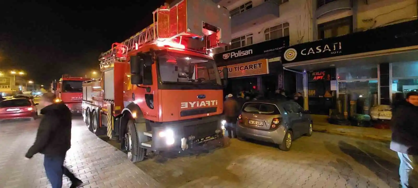 Yenice’de bir iş yerinin bodrum katında yangın çıktı
