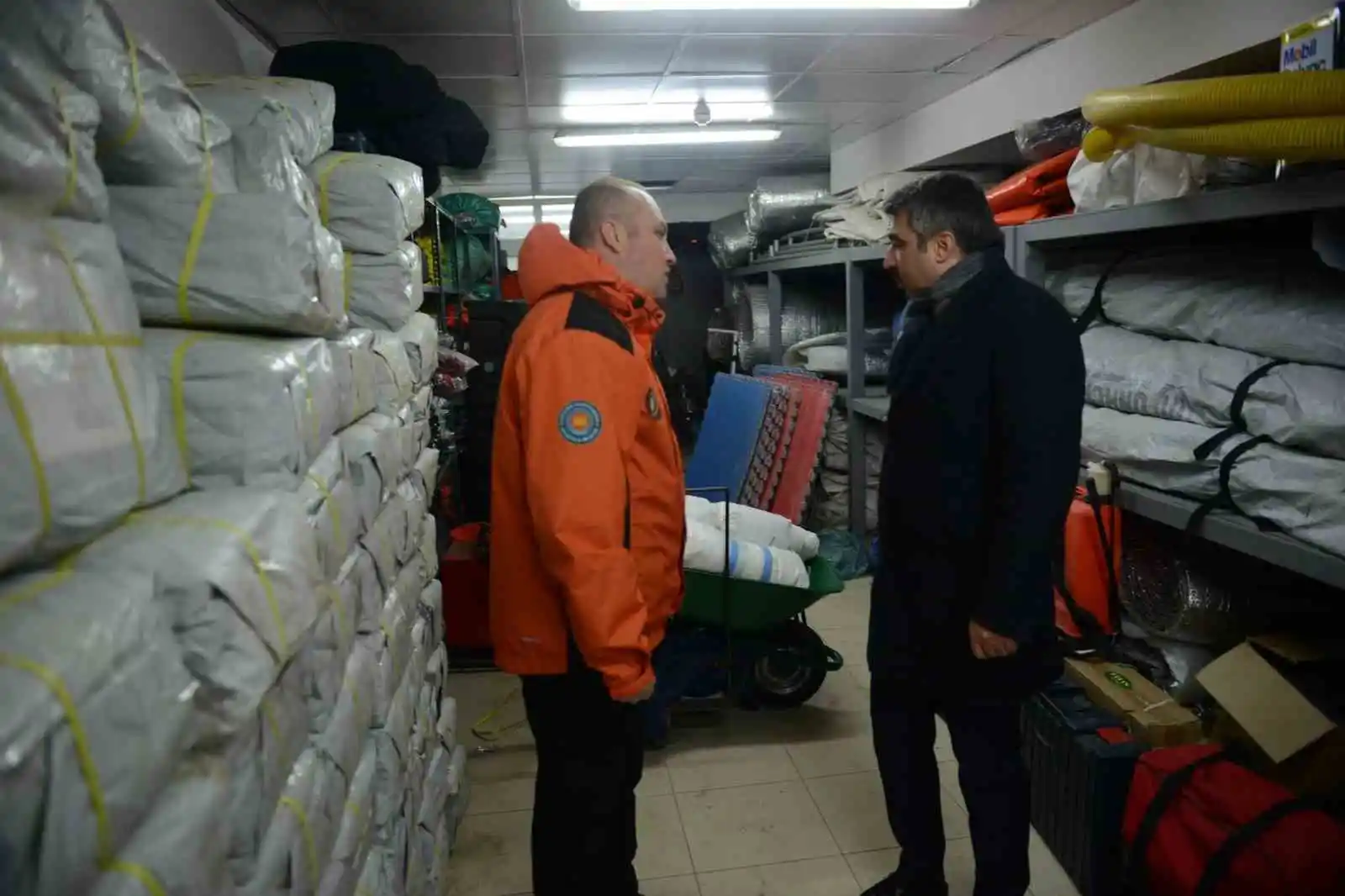 Yıldırım arama kurtarma ekipleri deprem bölgesine hareket etti
