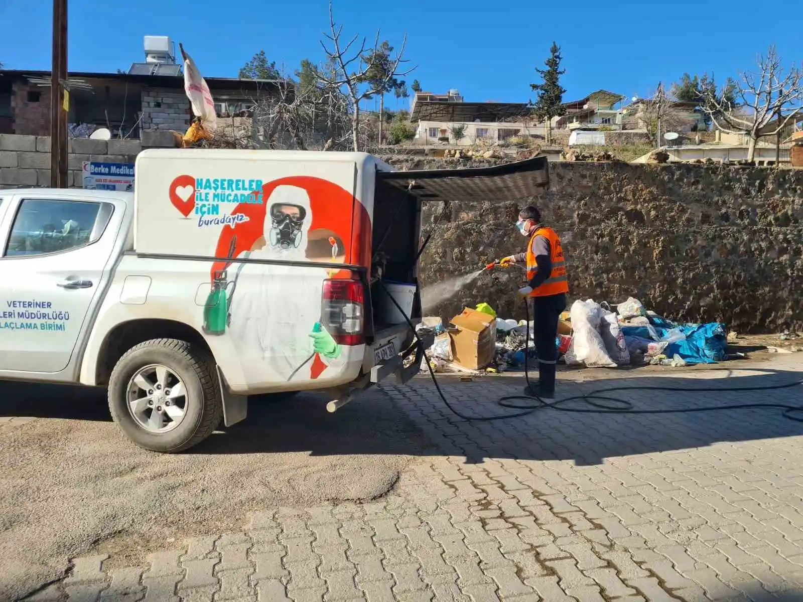 Yıldırım’dan afet bölgesine ilaçlama desteği
