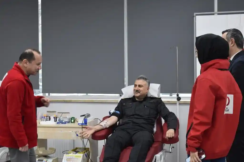 Aktaş'tan kan bağışına destek
