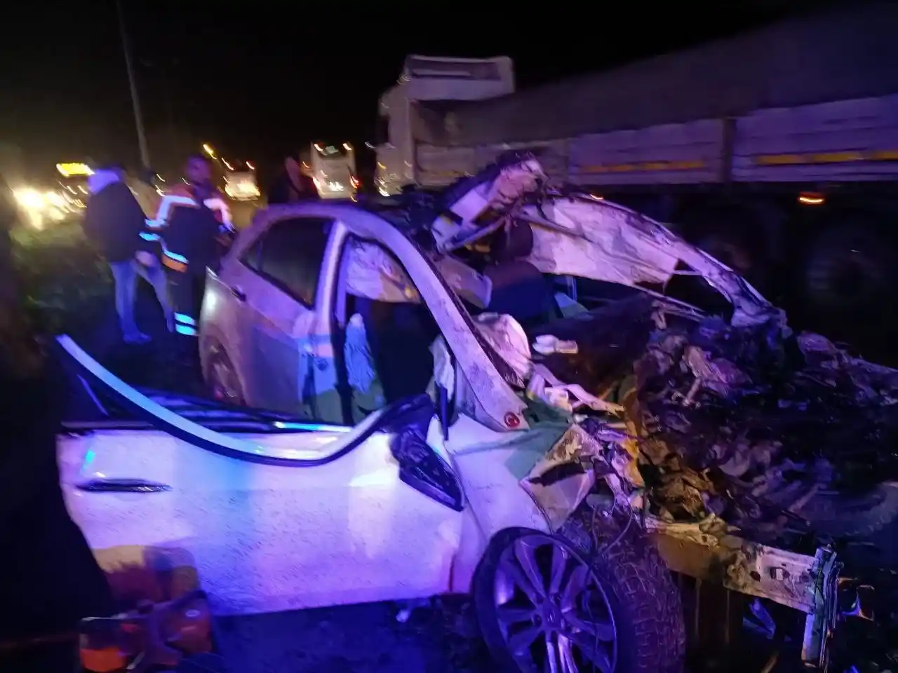 Bandırma’da trafik kazası: 1 ölü, 2 yaralı
