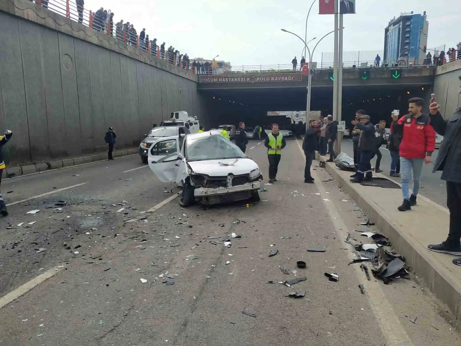 Diyarbakır’da zincirleme kazaya sebebiyet verip ölen iki kişi ehliyetsiz çıktı
