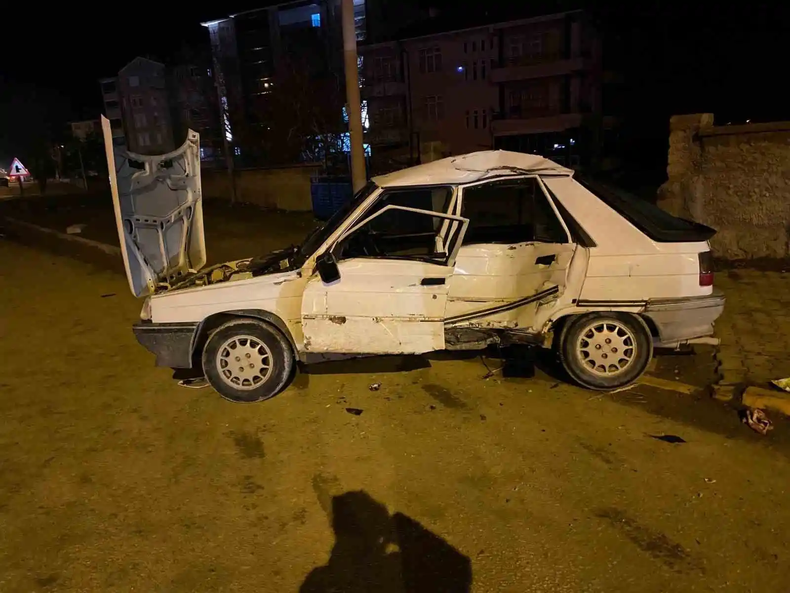Konya’da tır ile otomobil çarpıştı: 2 yaralı
