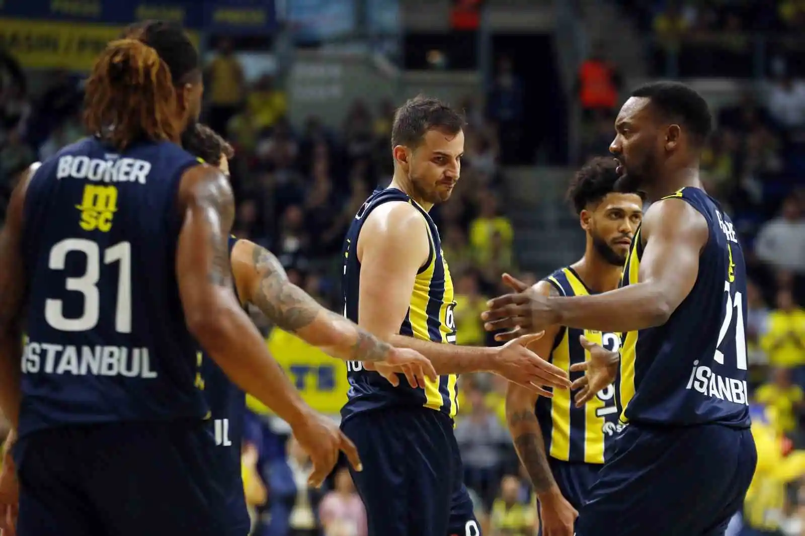 THY Euroleague: Fenerbahçe Beko: 81 - Barcelona: 73
