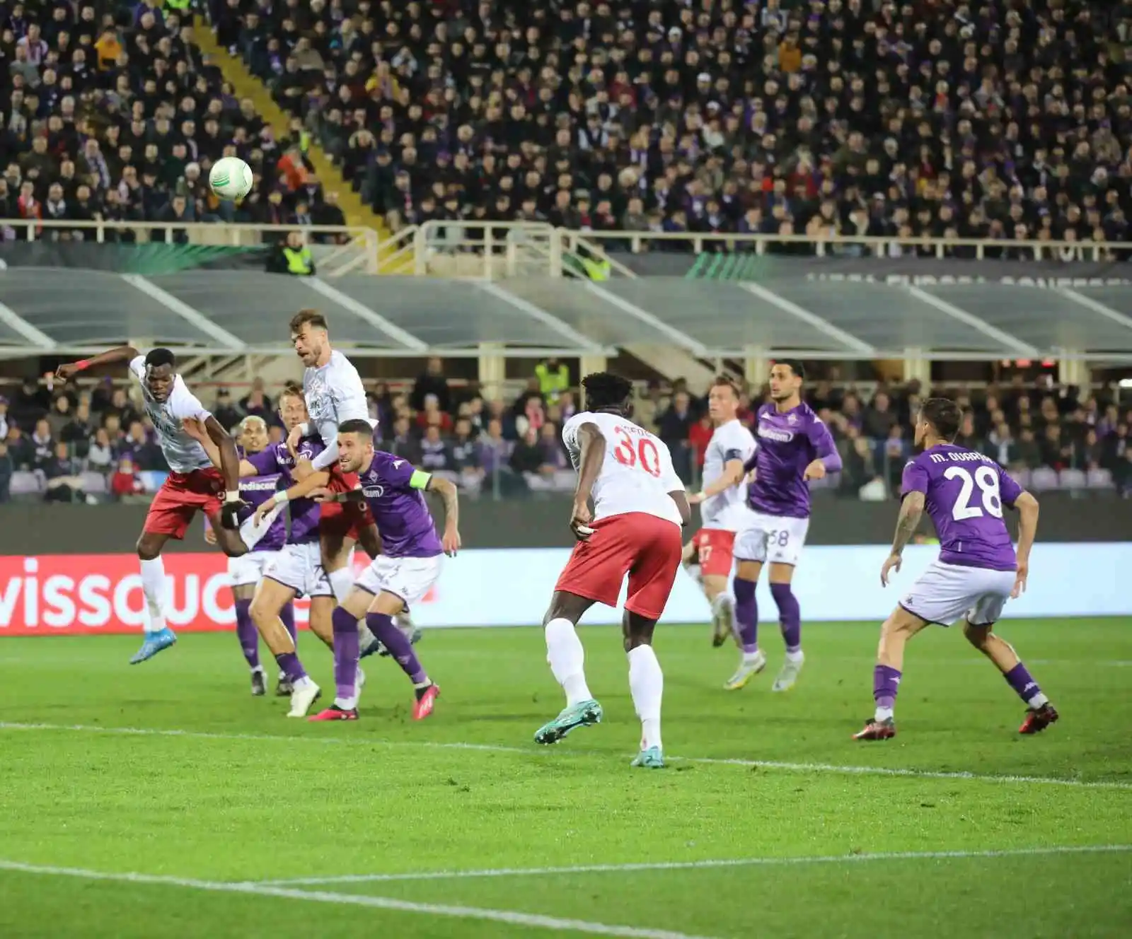UEFA Avrupa Konferans Ligi: Fiorentina: 1 - Sivasspor: 0 (Maç sonucu)
